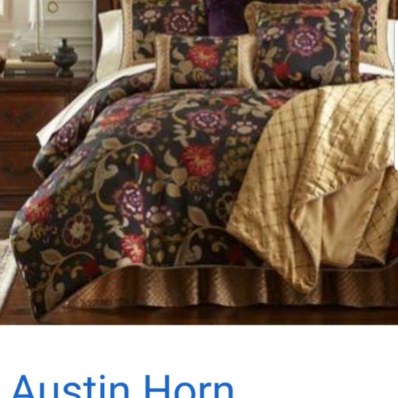 Austin Horn Comforter Set